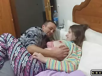  Adam Kolombiyalı salatası ağzını orgazma yönlendirir
