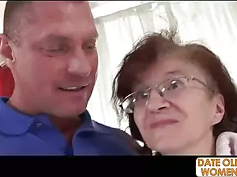 benimle eşarplı sikiş